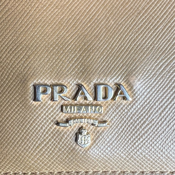 Authentic Prada wallet - Picture 4 of 12